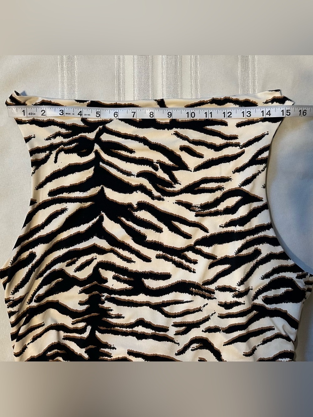 H&M Midi Dress Zebra Print Size L Women’s Black and Cream NWT - Picture 8 of 15